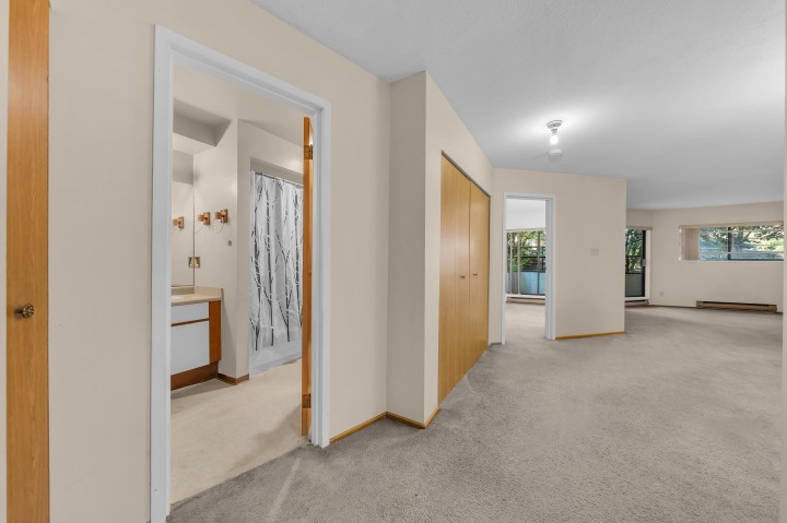 Photo 18 at 110 - 2222 Prince Edward Street, Mount Pleasant VE, Vancouver East