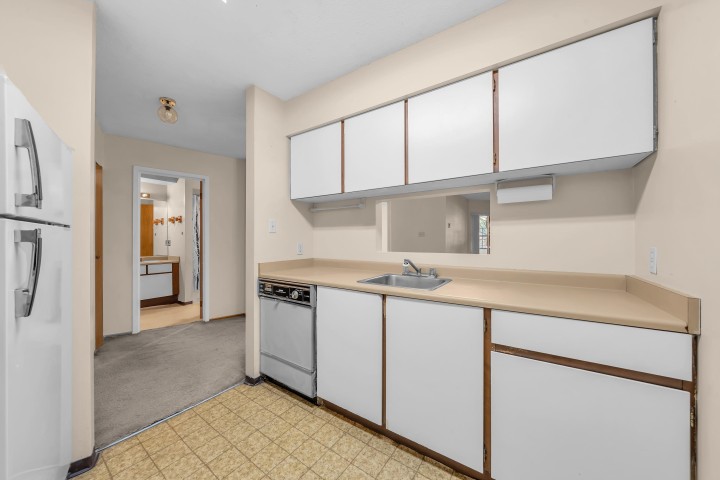 Photo 21 at 110 - 2222 Prince Edward Street, Mount Pleasant VE, Vancouver East