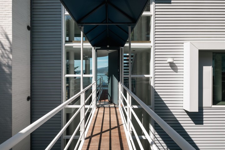 Photo 7 at 90 Isleview Place, Lions Bay, West Vancouver