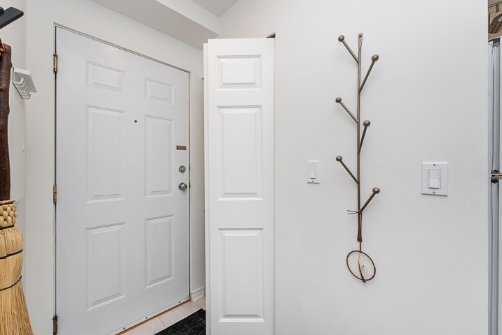 Photo 14 at 409 - 1688 E 4th Avenue, Grandview Woodland, Vancouver East