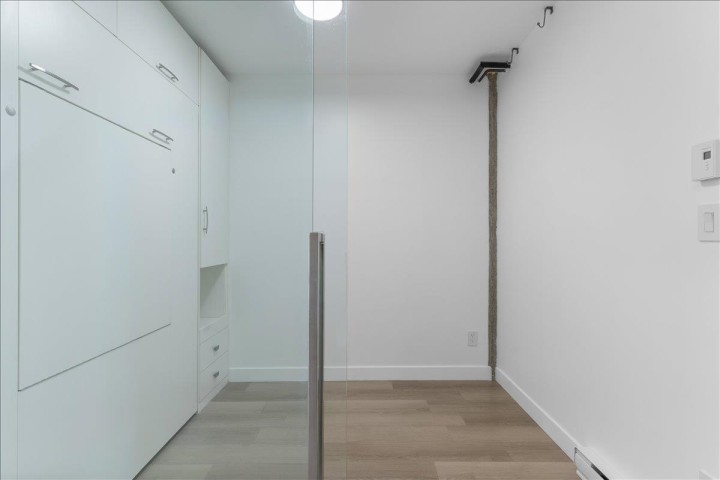 Photo 16 at 309 - 27 Alexander Street, Downtown VE, Vancouver East