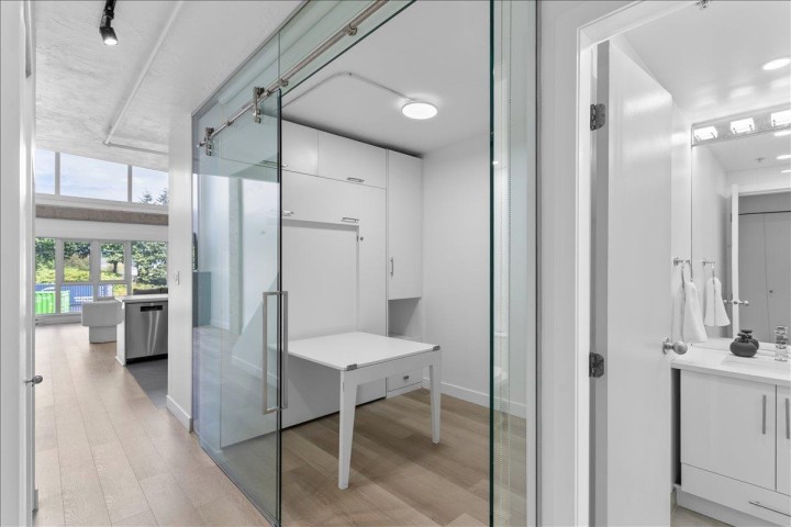 Photo 3 at 309 - 27 Alexander Street, Downtown VE, Vancouver East