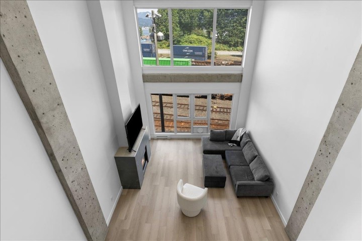 Photo 24 at 309 - 27 Alexander Street, Downtown VE, Vancouver East