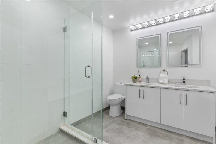 Photo 30 at 309 - 27 Alexander Street, Downtown VE, Vancouver East