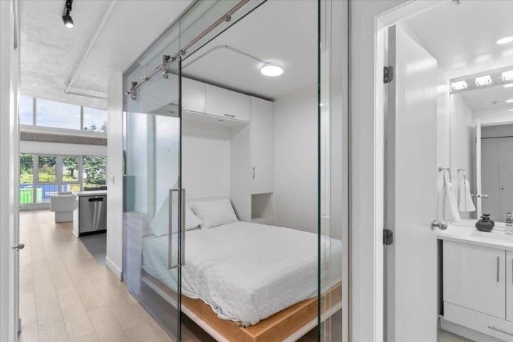 Photo 14 at 309 - 27 Alexander Street, Downtown VE, Vancouver East