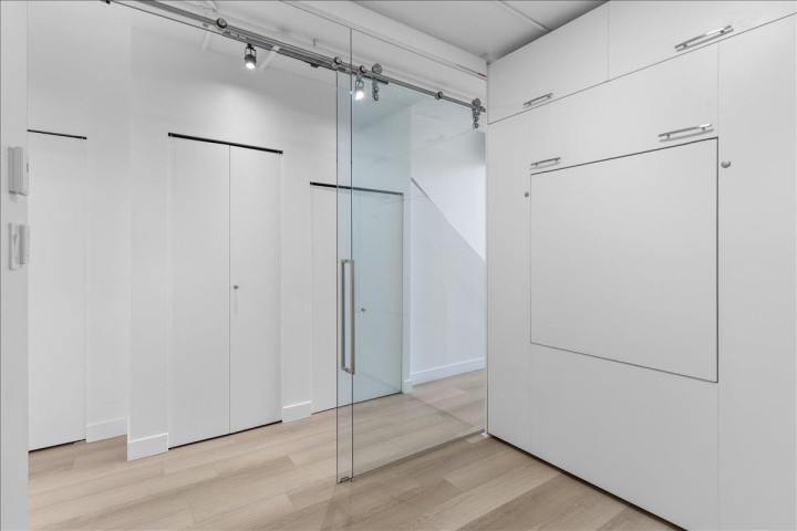 Photo 15 at 309 - 27 Alexander Street, Downtown VE, Vancouver East