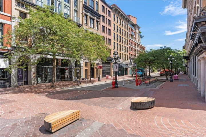 Photo 8 at 309 - 27 Alexander Street, Downtown VE, Vancouver East