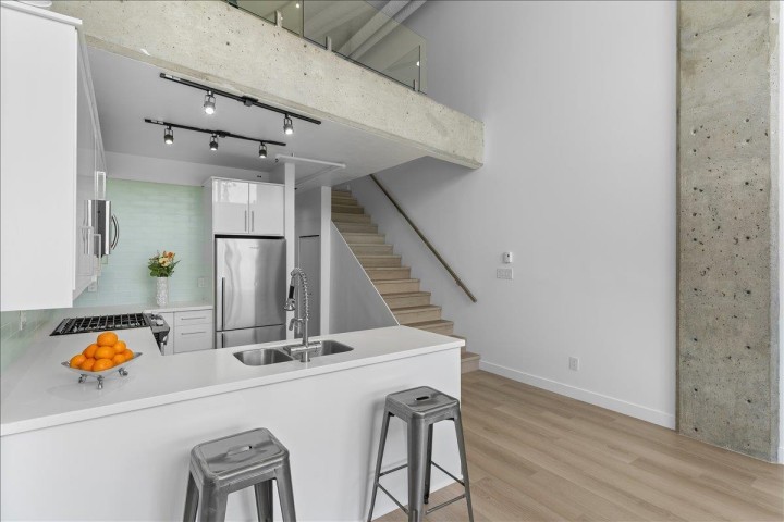 Photo 21 at 309 - 27 Alexander Street, Downtown VE, Vancouver East