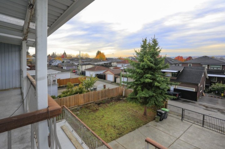 Photo 28 at 448 E 59th Avenue, South Vancouver, Vancouver East