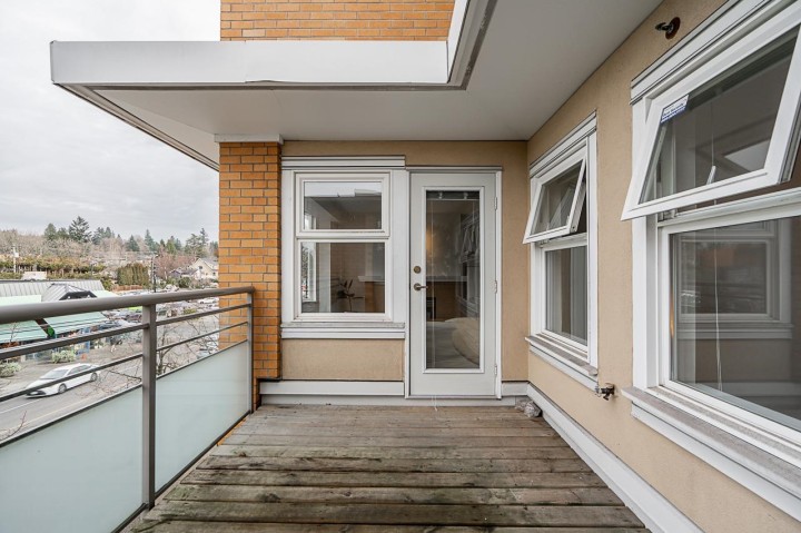 Photo 20 at 306 - 3580 W 41st Avenue, Southlands, Vancouver West