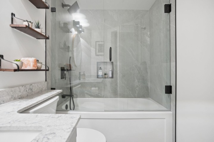 Photo 19 at 305 - 1707 Charles Street, Grandview Woodland, Vancouver East
