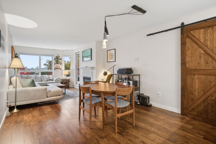 Photo 8 at 305 - 1707 Charles Street, Grandview Woodland, Vancouver East