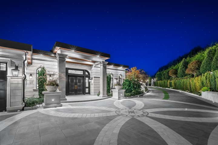 Photo 3 at 839 Eyremount Drive, British Properties, West Vancouver