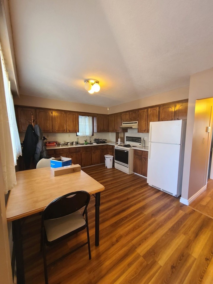 Photo 10 at 2258 E 34th Ave Avenue, Victoria VE, Vancouver East