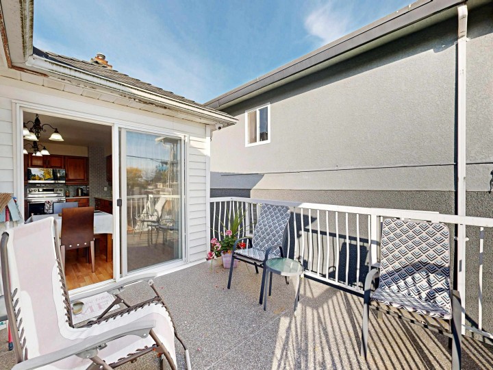 Photo 22 at 1222 E 51st Avenue, South Vancouver, Vancouver East