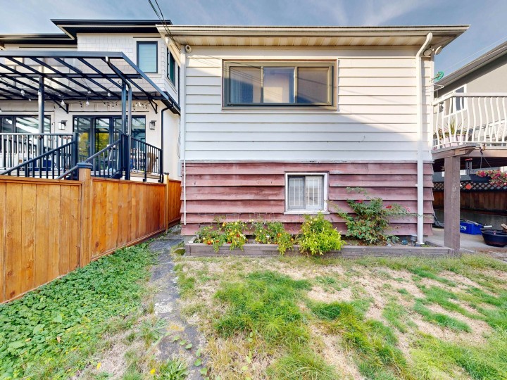 Photo 32 at 1222 E 51st Avenue, South Vancouver, Vancouver East