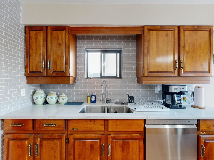 Photo 11 at 1222 E 51st Avenue, South Vancouver, Vancouver East