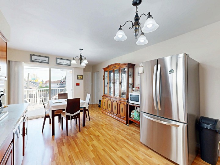 Photo 8 at 1222 E 51st Avenue, South Vancouver, Vancouver East