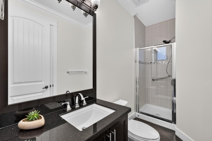 Photo 18 at 1010 E 55th Avenue, South Vancouver, Vancouver East