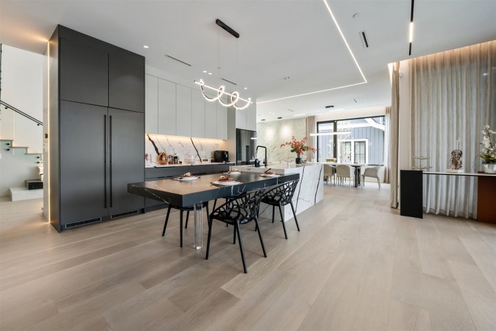 Photo 10 at 3823 W 51st Avenue, Southlands, Vancouver West