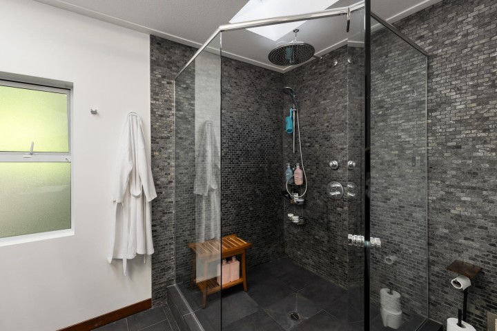 Photo 17 at 350 Bayview Place, Lions Bay, West Vancouver