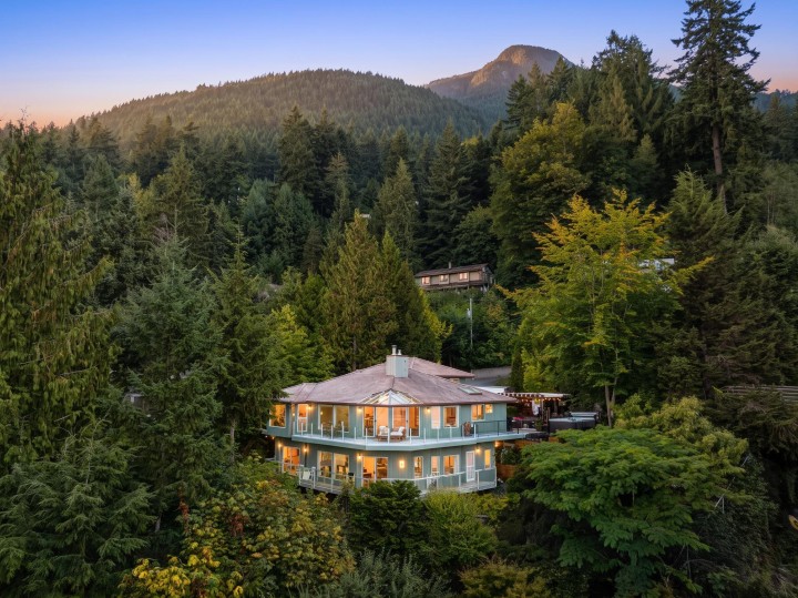 Photo 26 at 350 Bayview Place, Lions Bay, West Vancouver