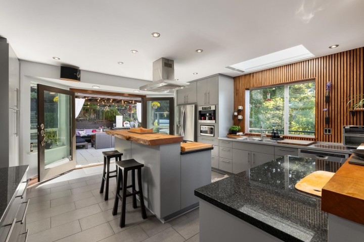 Photo 18 at 350 Bayview Place, Lions Bay, West Vancouver