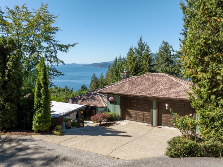 Photo 35 at 350 Bayview Place, Lions Bay, West Vancouver
