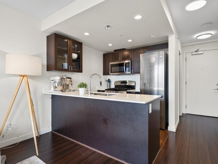 Photo 4 at 1903 - 4815 Eldorado Mews, Collingwood VE, Vancouver East