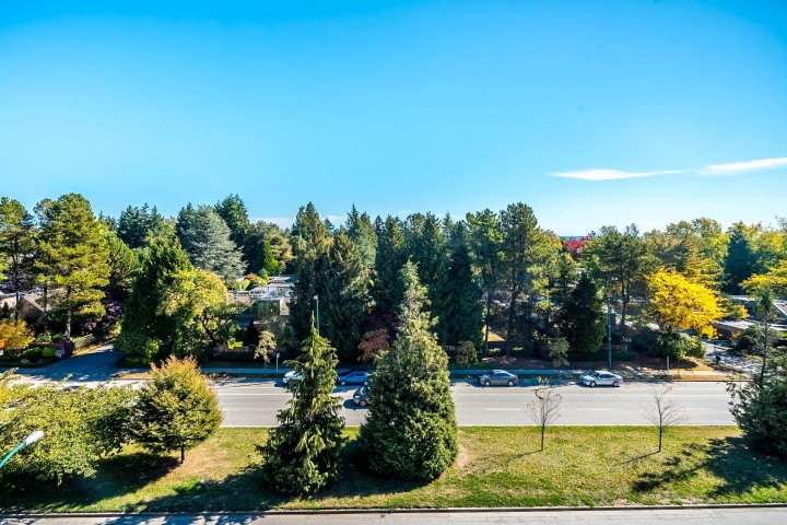Photo 2 at 602 - 6677 Cambie Street, South Cambie, Vancouver West