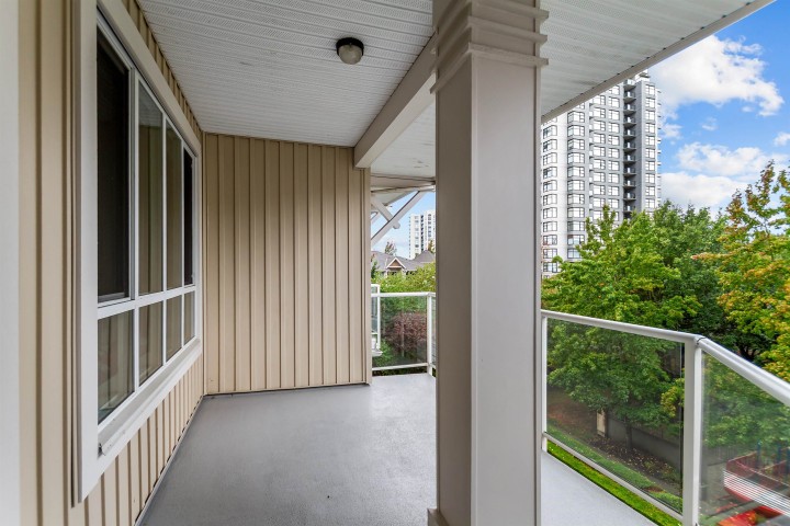 Photo 17 at 408 - 3651 Foster Avenue, Collingwood VE, Vancouver East