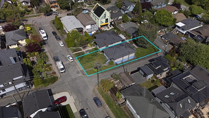 Photo 13 at 2137 20th Avenue, Grandview Woodland, Vancouver East