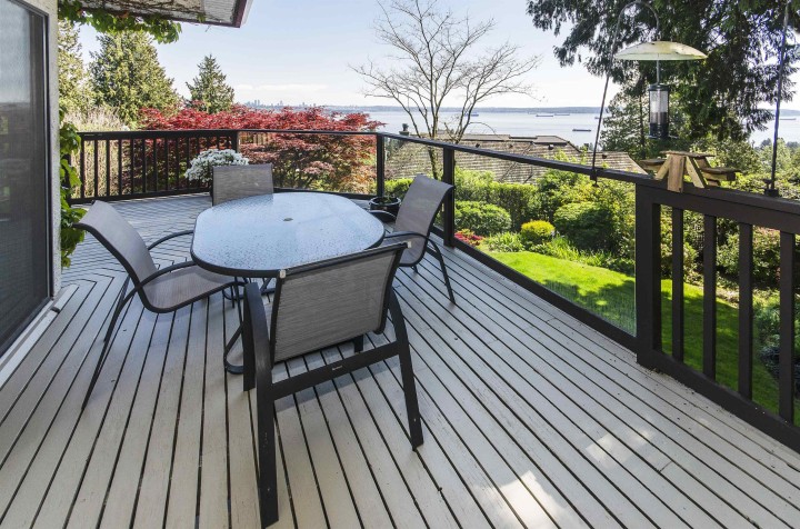 Photo 14 at 2440 Queens Avenue, Queens, West Vancouver