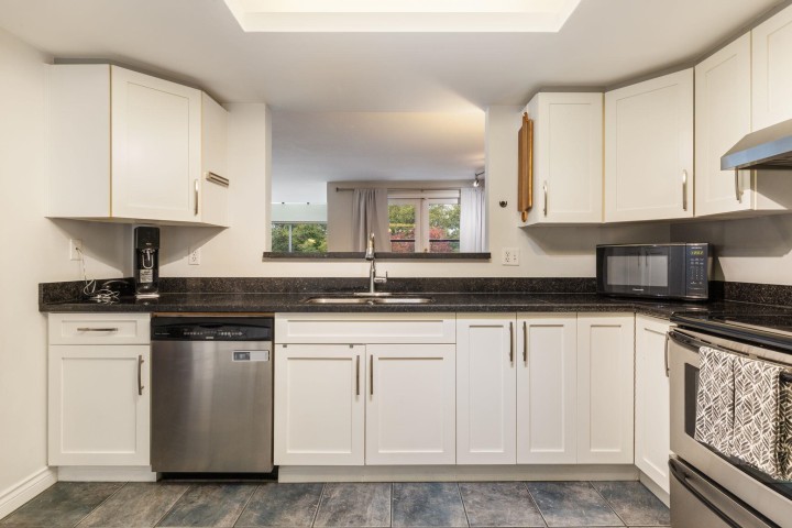 Photo 18 at 204 - 1220 W 6th Avenue, Fairview VW, Vancouver West