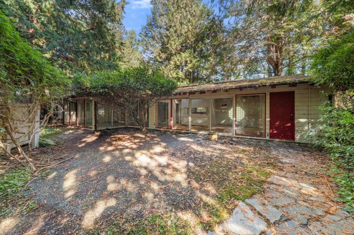 Photo 1 at 3745 Southridge Avenue, Bayridge, West Vancouver