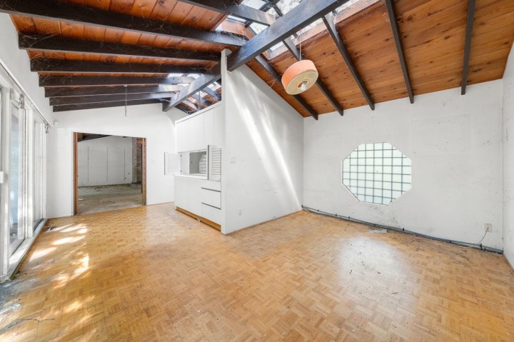 Photo 15 at 3745 Southridge Avenue, Bayridge, West Vancouver