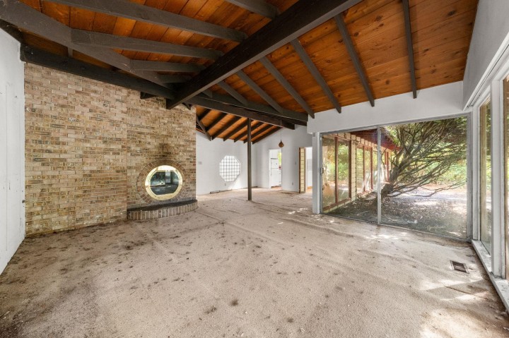 Photo 8 at 3745 Southridge Avenue, Bayridge, West Vancouver