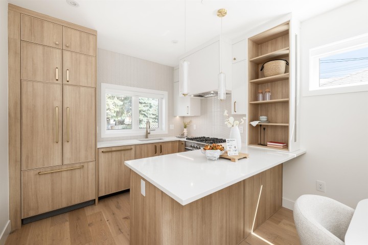 Photo 2 at 3143 E 19 Avenue, Renfrew Heights, Vancouver East