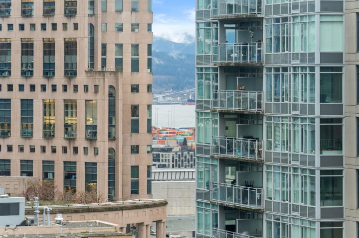 Photo 33 at 2803 - 939 Homer Street, Yaletown, Vancouver West