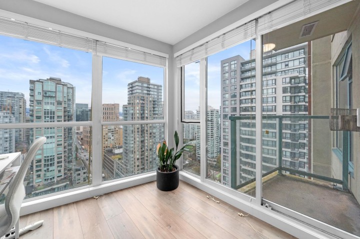 Photo 19 at 2803 - 939 Homer Street, Yaletown, Vancouver West