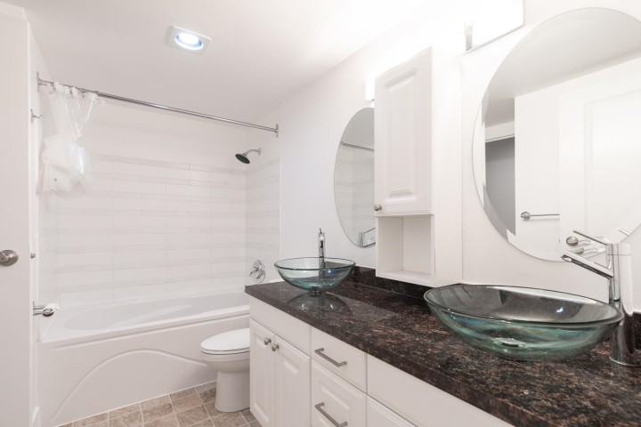 Photo 18 at 309 - 1710 W 13th Avenue, Fairview VW, Vancouver West