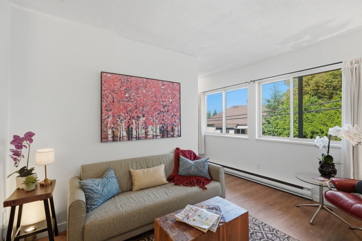 Photo 4 at 104 - 3465 Glen Drive, Fraser VE, Vancouver East
