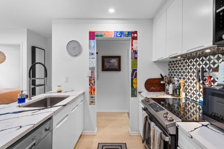 Photo 16 at 112 - 1717 W 13th Avenue, Fairview VW, Vancouver West