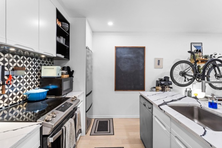 Photo 15 at 112 - 1717 W 13th Avenue, Fairview VW, Vancouver West