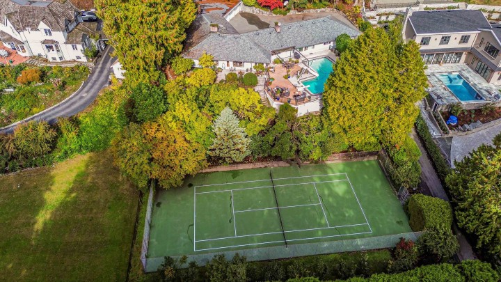 Photo 1 at 230 Onslow Place, British Properties, West Vancouver