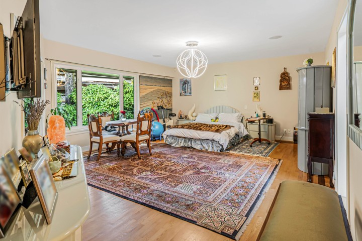 Photo 8 at 230 Onslow Place, British Properties, West Vancouver