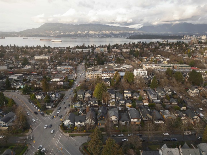 Photo 22 at 2 - 2755 W 11th Avenue, Kitsilano, Vancouver West