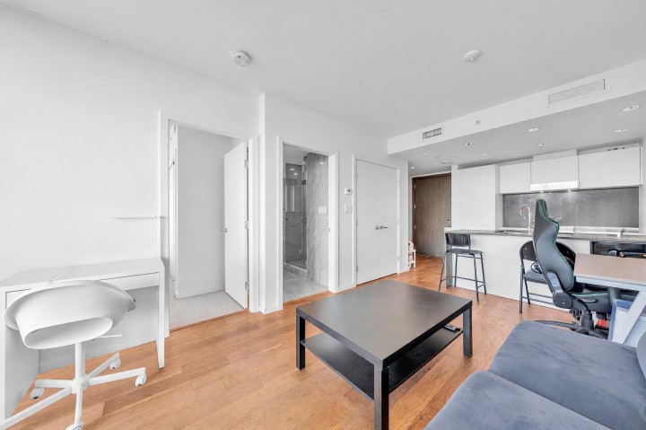 Photo 9 at 908 - 8488 Cornish Street, S.W. Marine, Vancouver West