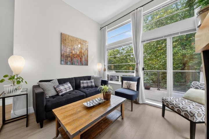 Photo 3 at 407 - 6328 Larkin Drive, University VW, Vancouver West