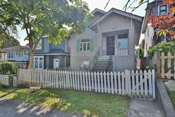 Photo 1 at 336 E 17th Avenue, Main, Vancouver East